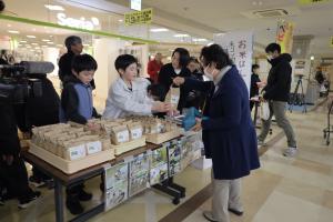 上原小学校　お米販売会